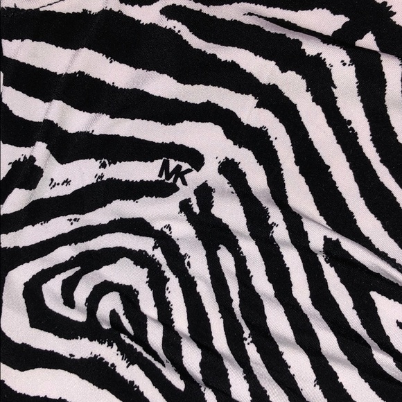 Michael Kors Top - Picture 6 of 6